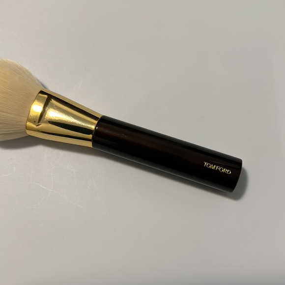 Tom Ford Bronzer Brush 05. - Picture 3 of 8